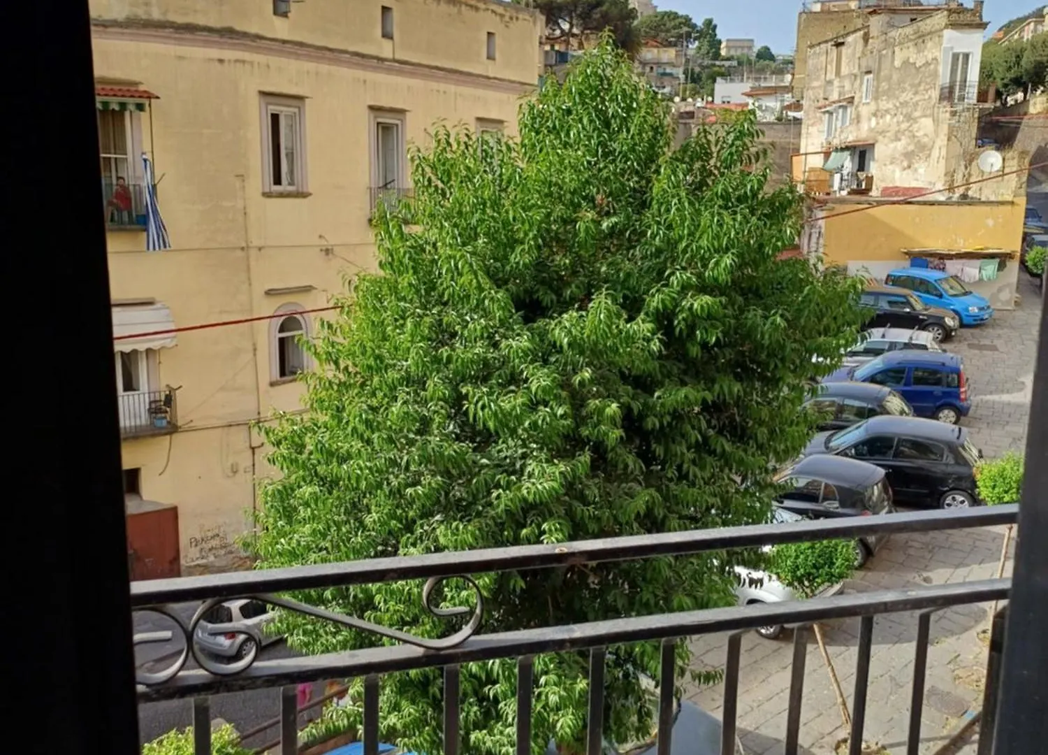 Hostal Ostello Napoli Town